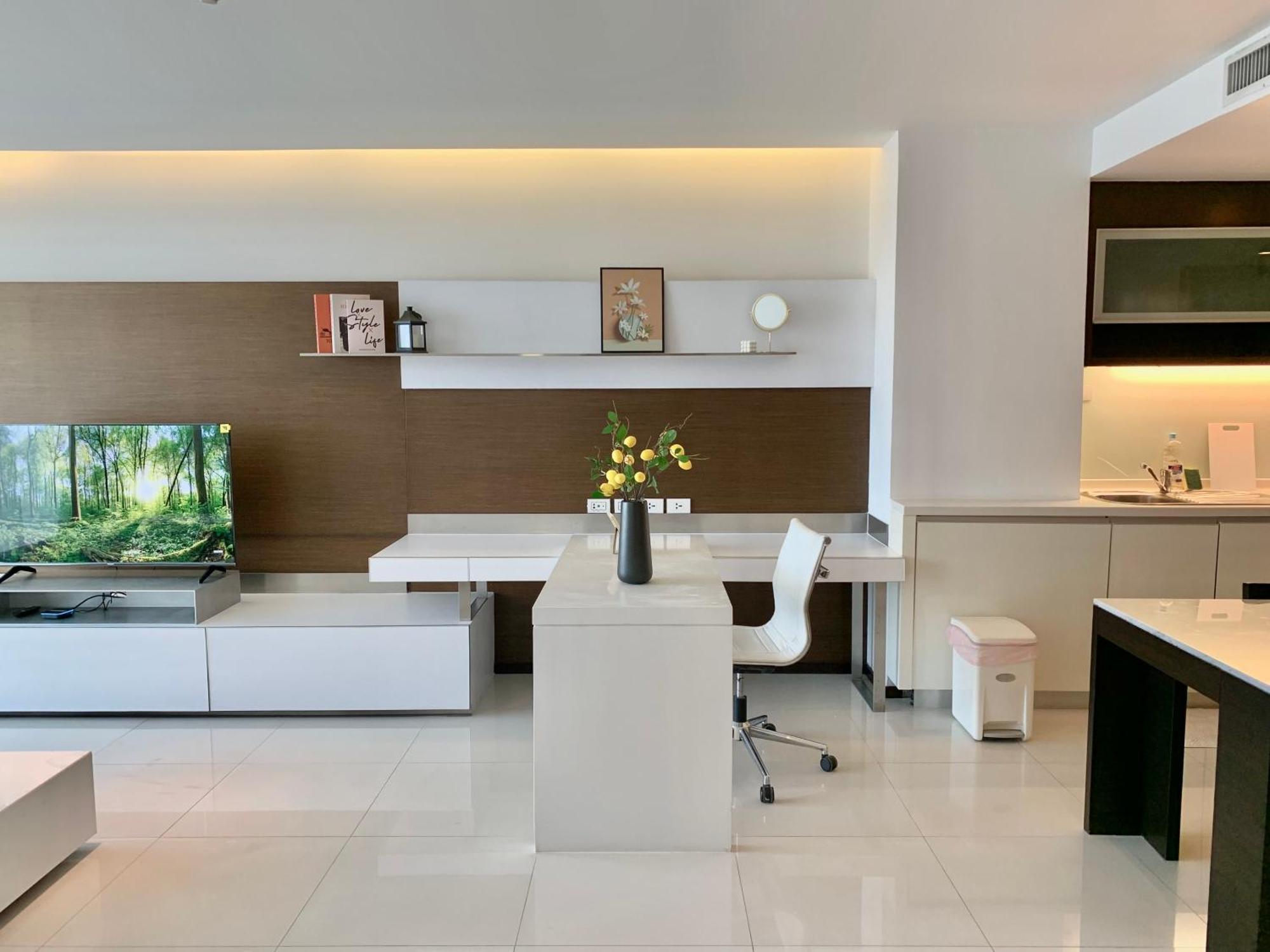 Sathorn Prime 2br #bangkok *